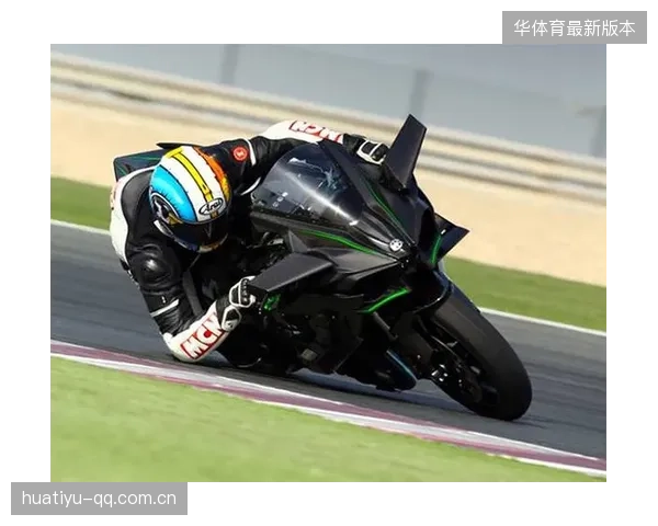 MotoGP极速倾斜过弯画面极具冲击力：速度、角度与光影的极致对话