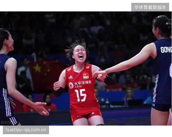 中国女排快速战术连续奏效，主攻强势下分